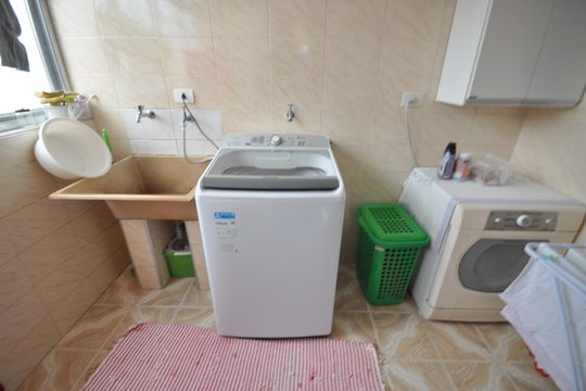 Área de serviço de casa para alugar com 4 quartos, 350m² em Jardim Guapira, São Paulo