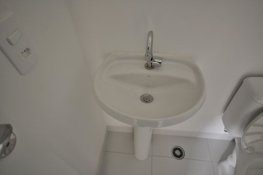 Banheiro de apartamento para alugar com 2 quartos, 32m² em Vila Maria, São Paulo