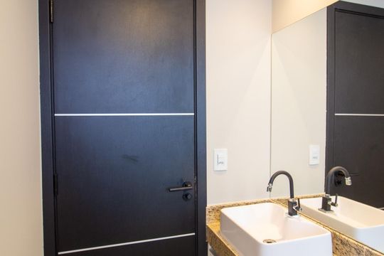 Banheiro de apartamento para alugar com 1 quarto, 52m² em Jardim Icatu, Votorantim