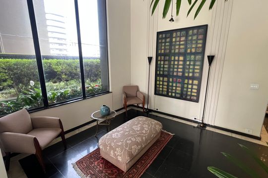 Hall de entrada de apartamento à venda com 2 quartos, 70m² em Pinheiros, São Paulo