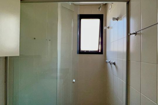 Banheiro da Suíte de apartamento à venda com 2 quartos, 70m² em Pinheiros, São Paulo