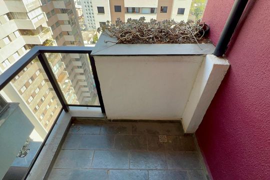 Sacada de apartamento à venda com 2 quartos, 70m² em Pinheiros, São Paulo