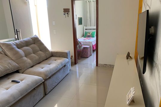 Sala de casa à venda com 2 quartos, 100m² em Jardim Vitoria, Belo Horizonte