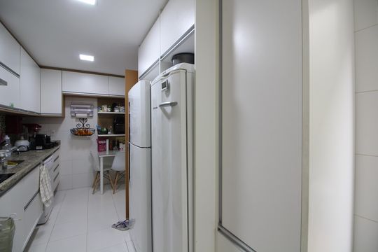 Cozinha de casa de condomínio à venda com 3 quartos, 144m² em Freguesia (jacarepaguá), Rio de Janeiro