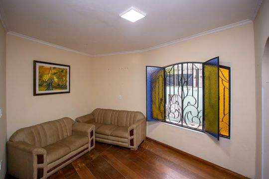 Casa para alugar com 5 quartos, 355m² em Centro, Diadema