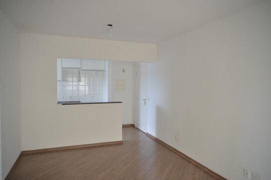 Sala de apartamento para alugar com 3 quartos, 77m² em Campestre, Santo André