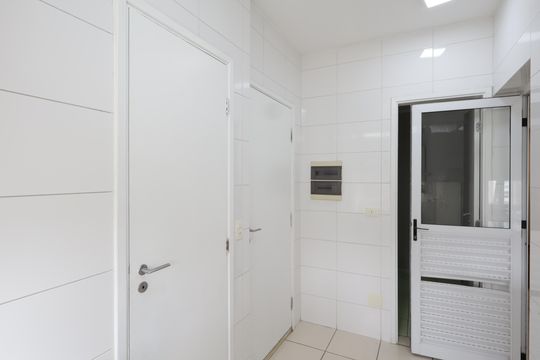 Área de Serviço de apartamento para alugar com 3 quartos, 114m² em Vila Andrade, São Paulo