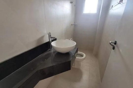 Casa à venda com 3 quartos, 304m² em Vila Alpina, Santo André