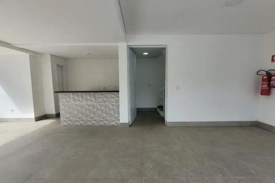 Casa à venda com 3 quartos, 304m² em Vila Alpina, Santo André