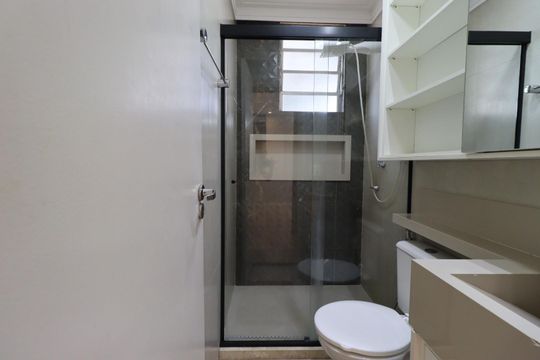 Banheiro de apartamento para alugar com 2 quartos, 48m² em City Ribeirão, Ribeirão Preto