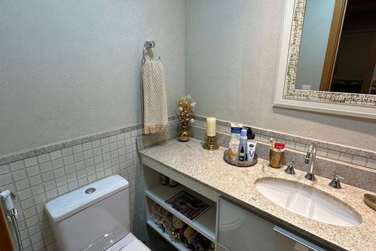 Banheiro de apartamento à venda com 2 quartos, 71m² em Recreio dos Bandeirantes, Rio de Janeiro