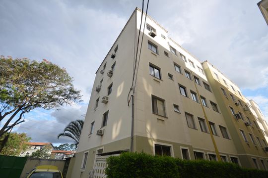 Fachada de apartamento para alugar com 2 quartos, 44m² em Campo Grande, Rio de Janeiro