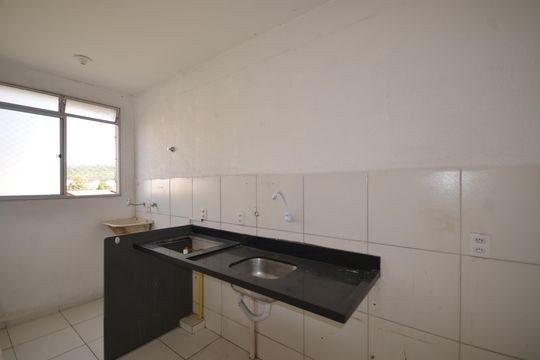 Cozinha de apartamento para alugar com 2 quartos, 44m² em Campo Grande, Rio de Janeiro