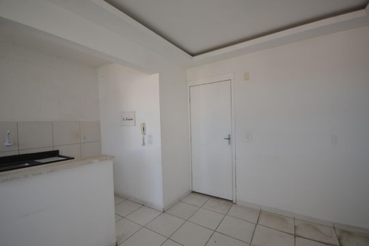 Sala de apartamento para alugar com 2 quartos, 44m² em Campo Grande, Rio de Janeiro