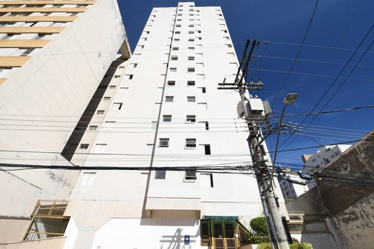 Fachada do Prédio de apartamento à venda com 1 quarto, 42m² em Centro, Campinas