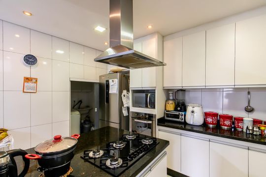 Cozinha de casa à venda com 3 quartos, 400m² em Vila Silvia, São Paulo