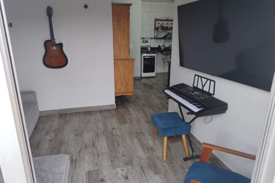 Sala de apartamento à venda com 2 quartos, 56m² em Vila Carmosina, São Paulo