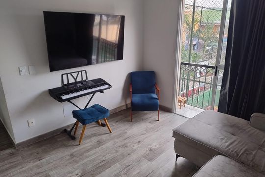 Sala de apartamento à venda com 2 quartos, 56m² em Vila Carmosina, São Paulo
