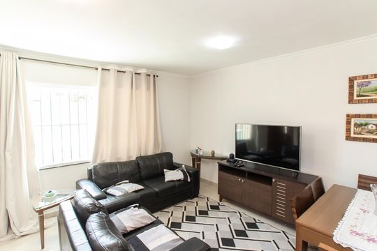 Sala de casa de condomínio à venda com 3 quartos, 134m² em Vila Maria Alta, São Paulo