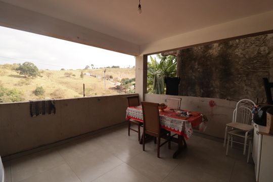 Área Externa de casa à venda com 3 quartos, 223m² em Jardim Novo Mundo, Várzea Paulista
