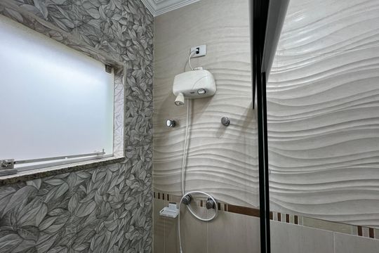 Banheiro da Suíte 2 de casa à venda com 3 quartos, 228m² em Água Fria, São Paulo
