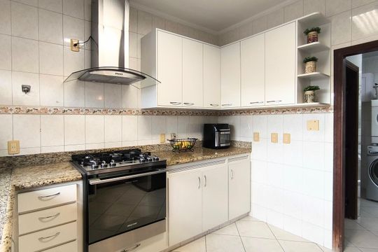 Cozinha de casa de condomínio à venda com 4 quartos, 311m² em Parque Portal do Paraiso, Jundiaí