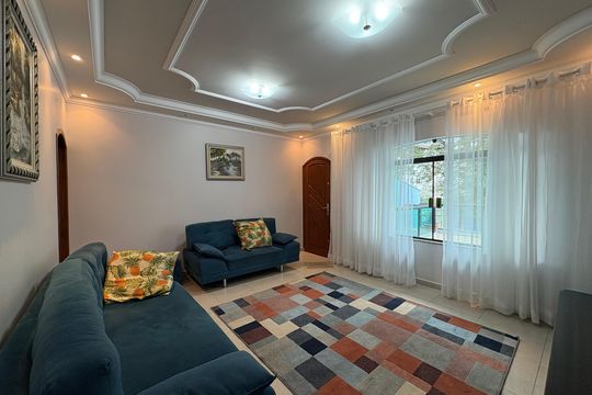 Casa à venda com 3 quartos, 260m² em Vila Guaraciaba, Santo André