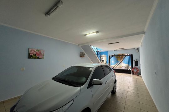 Garagem de casa à venda com 3 quartos, 260m² em Vila Guaraciaba, Santo André
