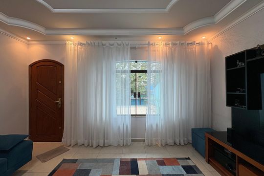 Sala de casa à venda com 3 quartos, 260m² em Vila Guaraciaba, Santo André