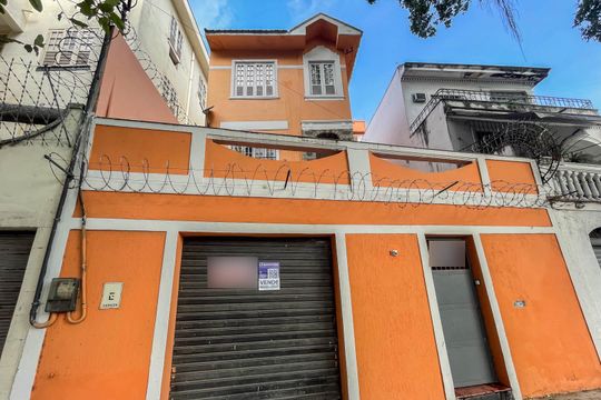 Plaquinha de casa à venda com 5 quartos, 195m² em Imperial de São Cristóvão, Rio de Janeiro