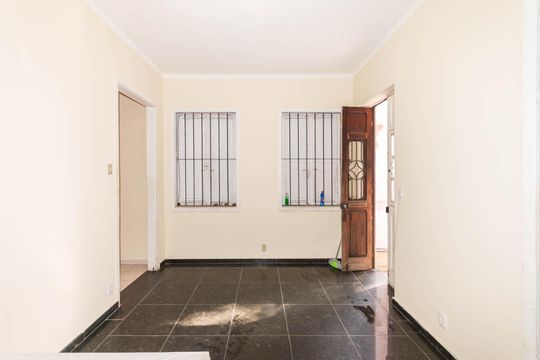 Sala de casa à venda com 5 quartos, 195m² em Imperial de São Cristóvão, Rio de Janeiro
