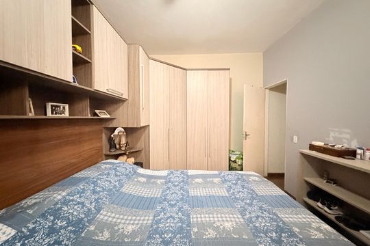 Casa à venda com 4 quartos, 150m² em Jardim Novo Mundo, Várzea Paulista