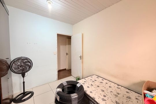 Casa à venda com 4 quartos, 150m² em Jardim Novo Mundo, Várzea Paulista