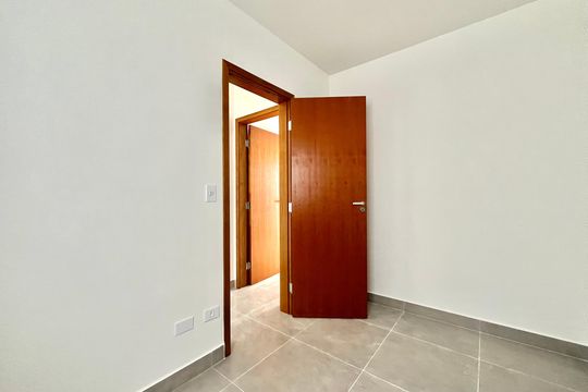 Quarto 2 de casa à venda com 2 quartos, 53m² em Vila Paulista, São Paulo
