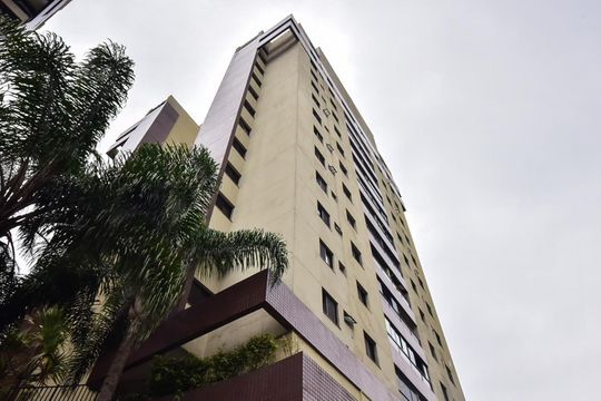Fachada de apartamento para alugar com 3 quartos, 100m² em Jardim Londrina, São Paulo