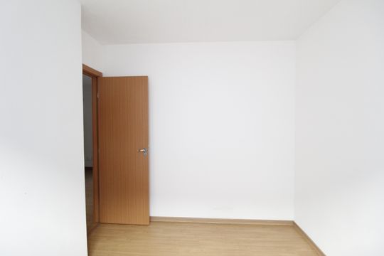 Quarto 2 de apartamento à venda com 2 quartos, 50m² em Chácara das Pedras, Porto Alegre