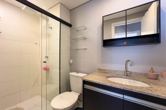 Banheiro de apartamento à venda com 1 quarto, 33m² em Vila Mariana, São Paulo