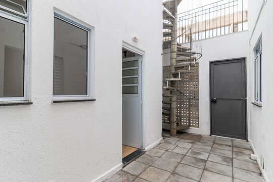 Área comum de kitnet/studio para alugar com 1 quarto, 40m² em Santo Amaro, São Paulo