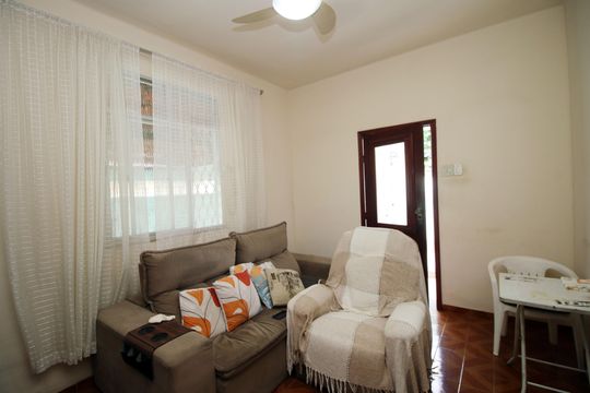 Sala de casa à venda com 3 quartos, 100m² em Parada de Lucas, Rio de Janeiro