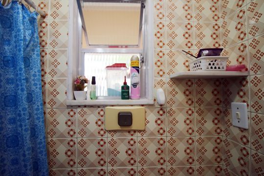 Banheiro de Serviço de casa à venda com 3 quartos, 100m² em Parada de Lucas, Rio de Janeiro