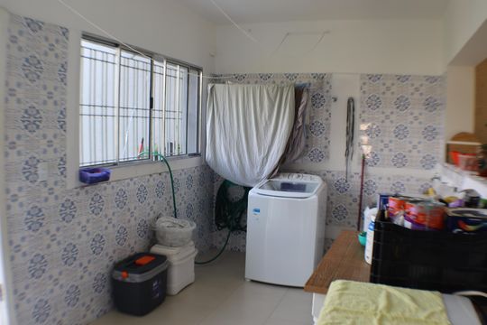 Área de Serviço de casa à venda com 4 quartos, 360m² em Vila Pindorama, Barueri