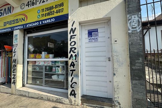Fachada de casa à venda com 4 quartos, 360m² em Vila Pindorama, Barueri