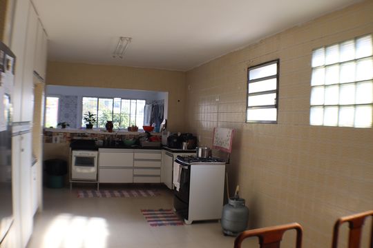 Cozinha de casa à venda com 4 quartos, 360m² em Vila Pindorama, Barueri