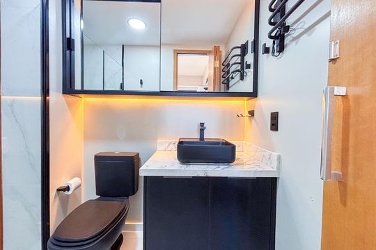 Banheiro de apartamento à venda com 1 quarto, 30m² em Sumaré, São Paulo