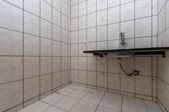 Cozinha de apartamento à venda com 2 quartos, 60m² em Jaqueline, Belo Horizonte