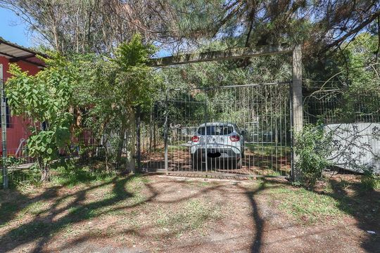 Garagem de casa para alugar com 2 quartos, 65m² em Morro Santana, Porto Alegre