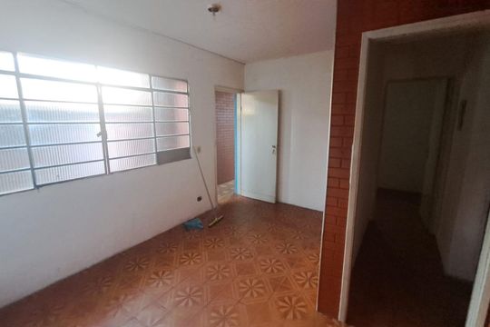 Sala de casa à venda com 3 quartos, 100m² em Vila Dalva, São Paulo