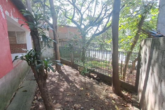 Área Externa de casa à venda com 3 quartos, 100m² em Vila Dalva, São Paulo