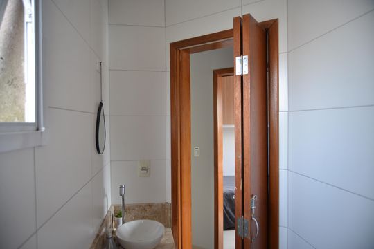 Banheiro Social de apartamento à venda com 2 quartos, 100m² em Parque Capuava, Santo André
