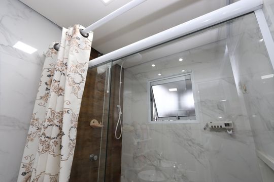 Banheiro da Suíte de casa à venda com 4 quartos, 220m² em Chácara Belenzinho, São Paulo